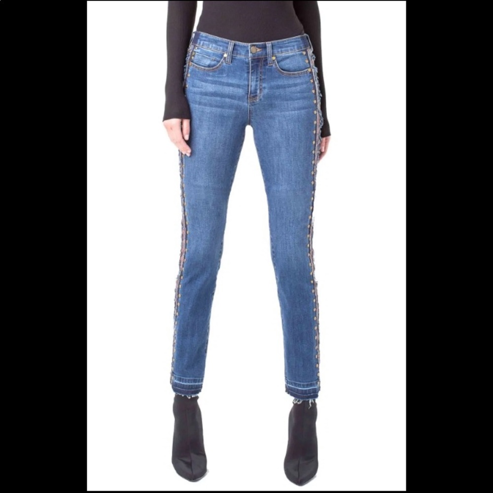 LVPL Colette Ankle Embellished Raw Hem Jea…